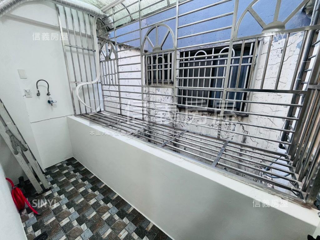 龍平路電梯三房房屋室內格局與周邊環境