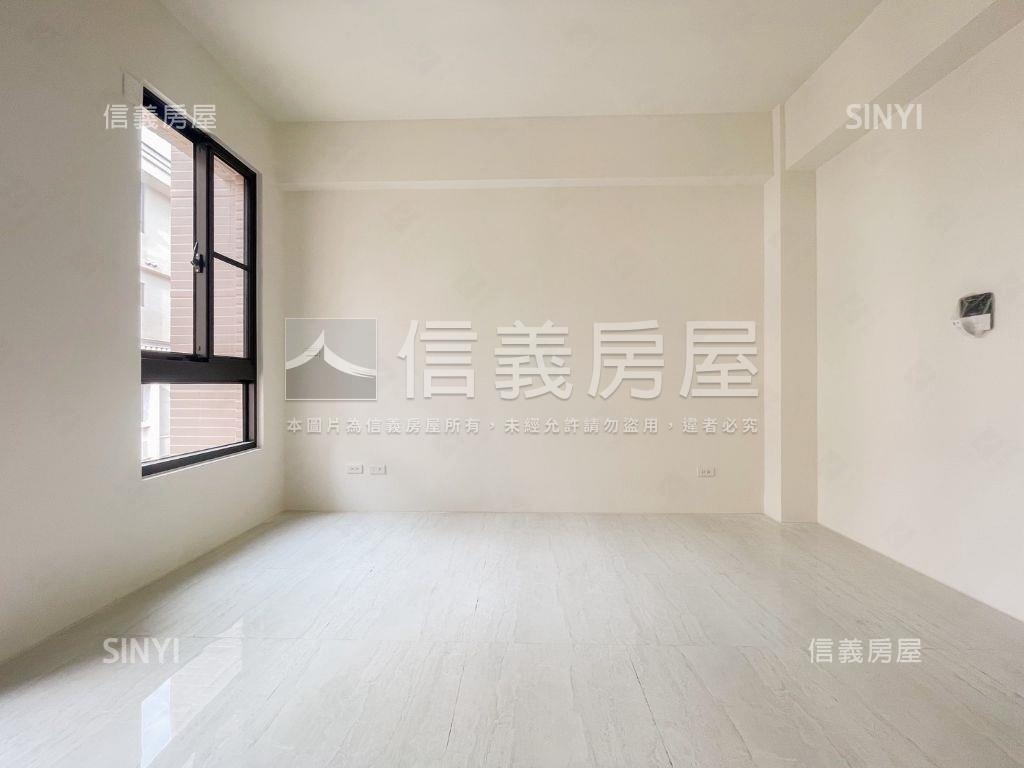 小港質感未入住社區型車墅房屋室內格局與周邊環境