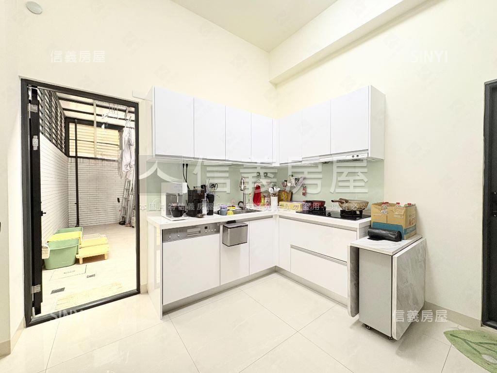 ⭐新案面寬五米輕屋齡透天房屋室內格局與周邊環境