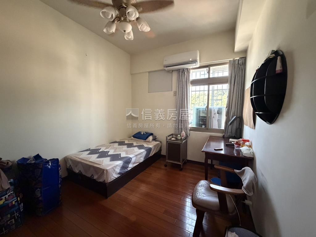 近彰基龍極品９樓房屋室內格局與周邊環境