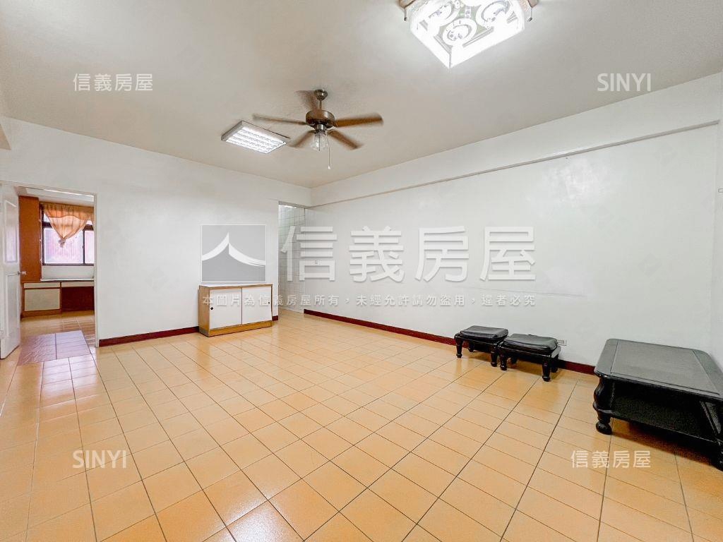 近櫻花捷運大三房房屋室內格局與周邊環境