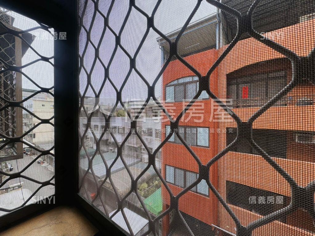 近櫻花捷運大三房房屋室內格局與周邊環境