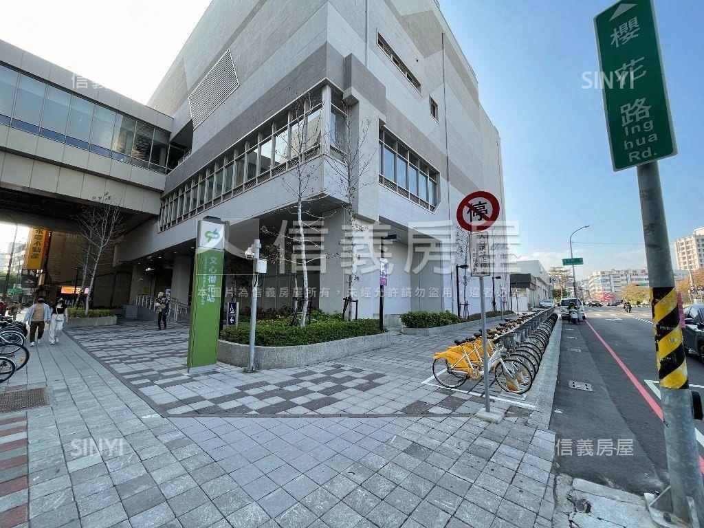 近櫻花捷運大三房房屋室內格局與周邊環境