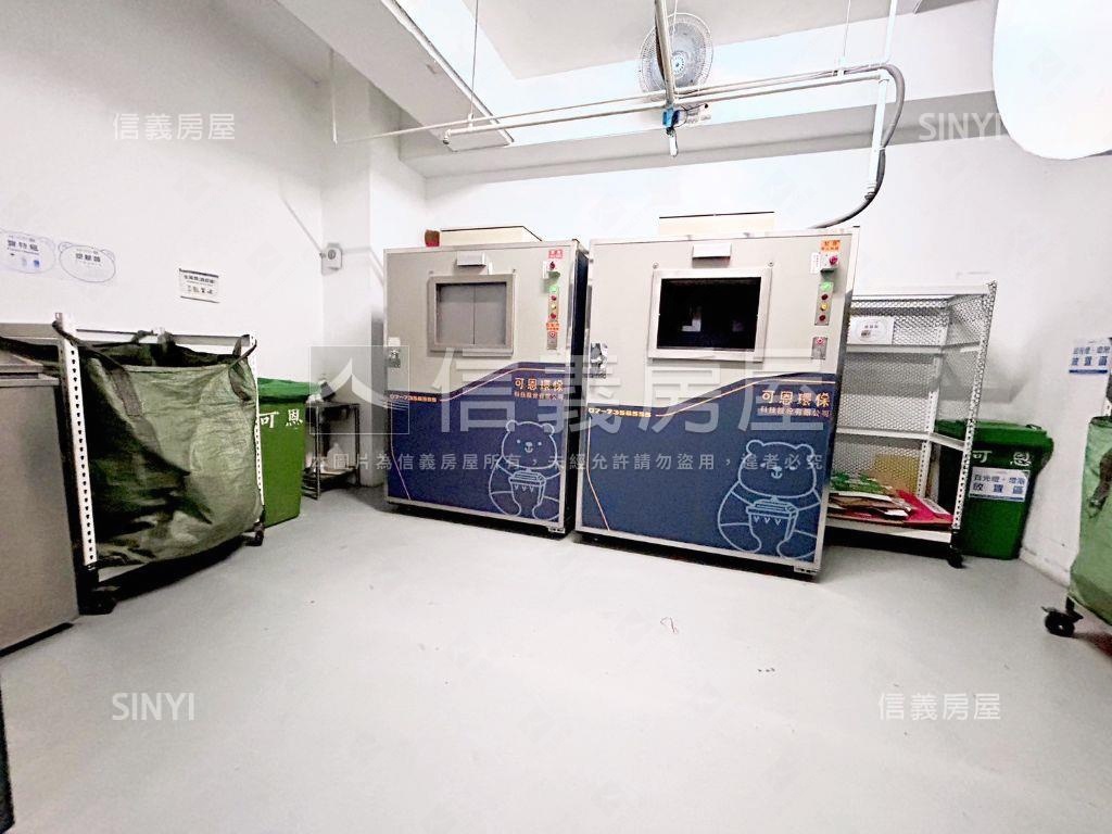 近捷運高樓邊間兩房平車房屋室內格局與周邊環境