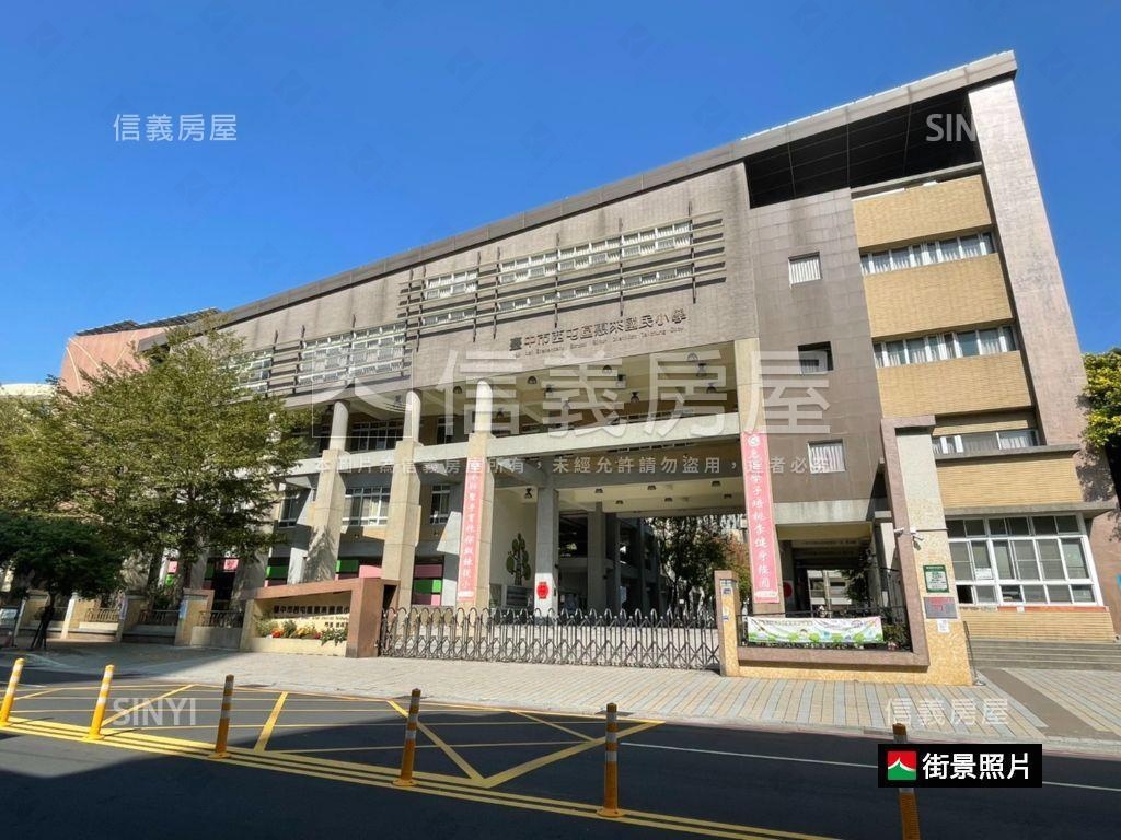 逢甲角間吃市店面房屋室內格局與周邊環境