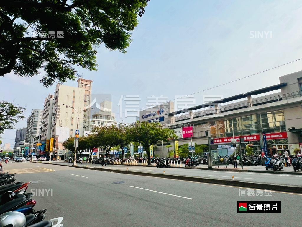 逢甲角間吃市店面房屋室內格局與周邊環境