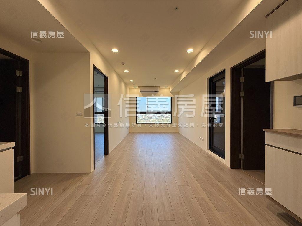 三本雲上高樓田園景色兩房房屋室內格局與周邊環境