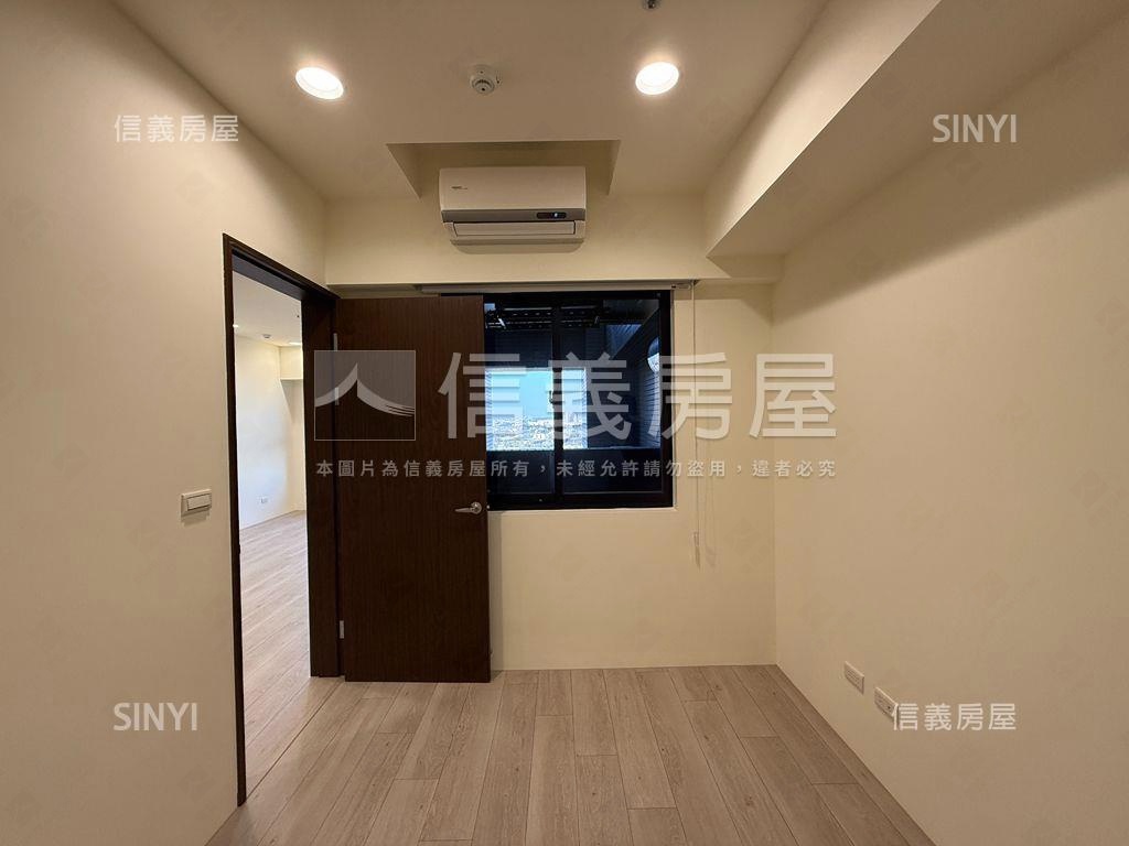 三本雲上高樓田園景色兩房房屋室內格局與周邊環境