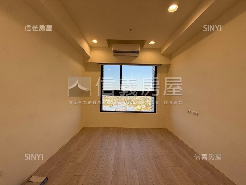 三本雲上高樓田園景色兩房房屋室內格局與周邊環境