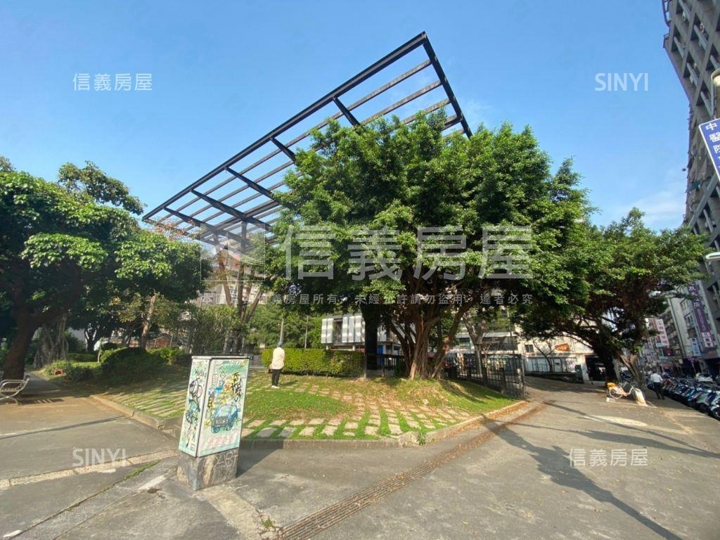 近捷運西門大亨精品美裝房屋室內格局與周邊環境