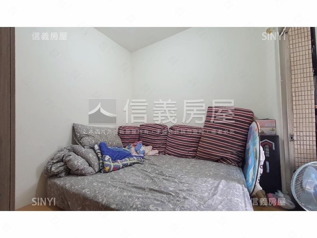 新案信義低總價公寓３樓房屋室內格局與周邊環境