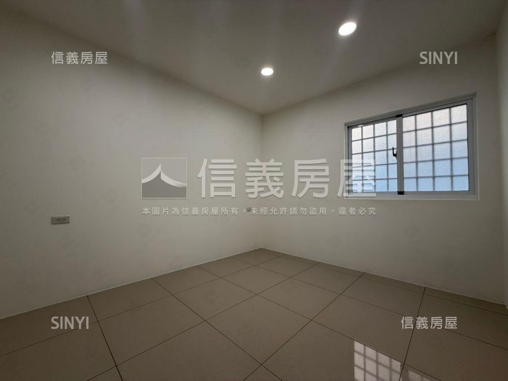 新都路裝潢美透天房屋室內格局與周邊環境