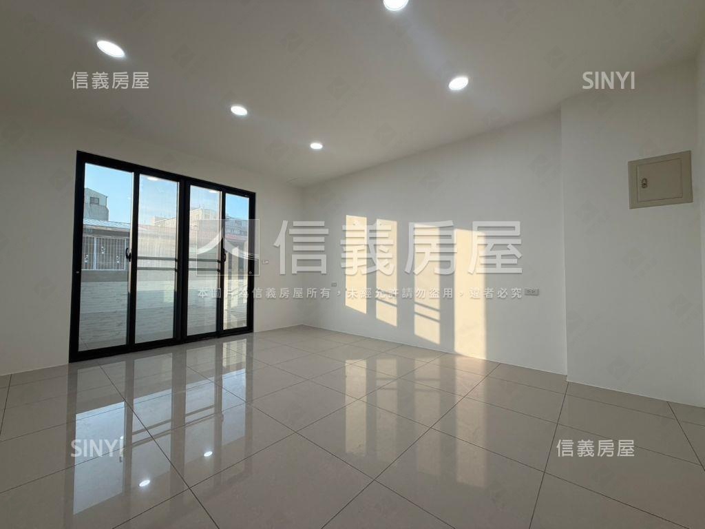 新都路裝潢美透天房屋室內格局與周邊環境