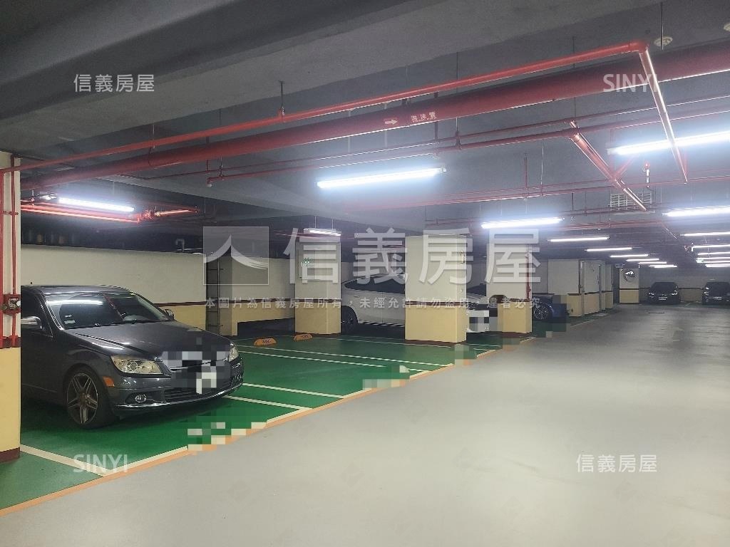 藝文鼎苑美居雙車位房屋室內格局與周邊環境