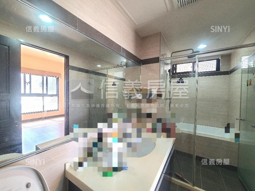 藝文鼎苑美居雙車位房屋室內格局與周邊環境