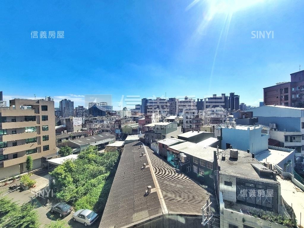 藝文鼎苑美居雙車位房屋室內格局與周邊環境