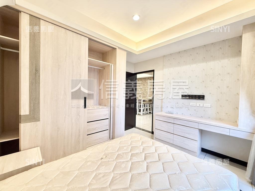 愛上城又青三房車位房屋室內格局與周邊環境