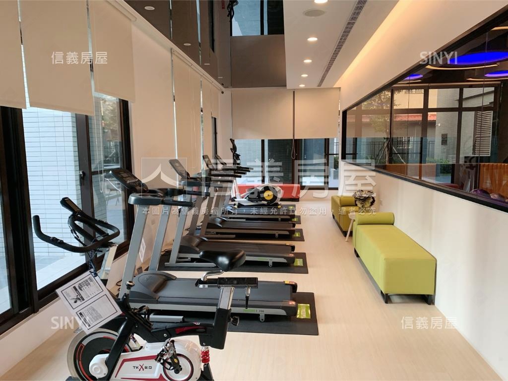 愛上城又青三房車位房屋室內格局與周邊環境