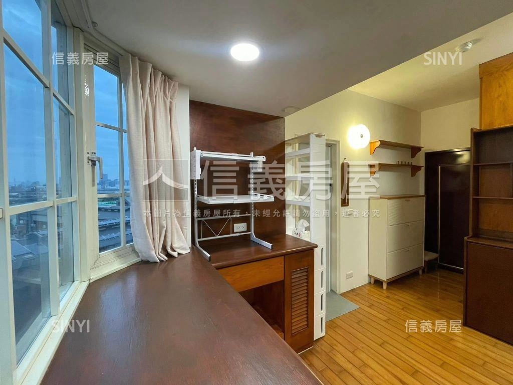 成名學府學區套房房屋室內格局與周邊環境
