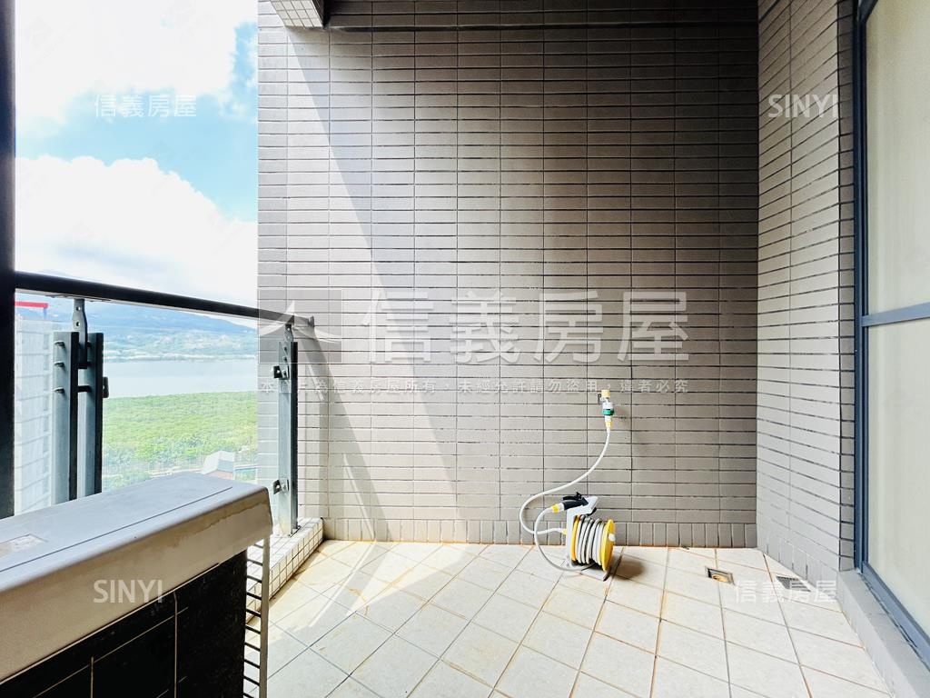專營．麗景．挑高河景美宅房屋室內格局與周邊環境