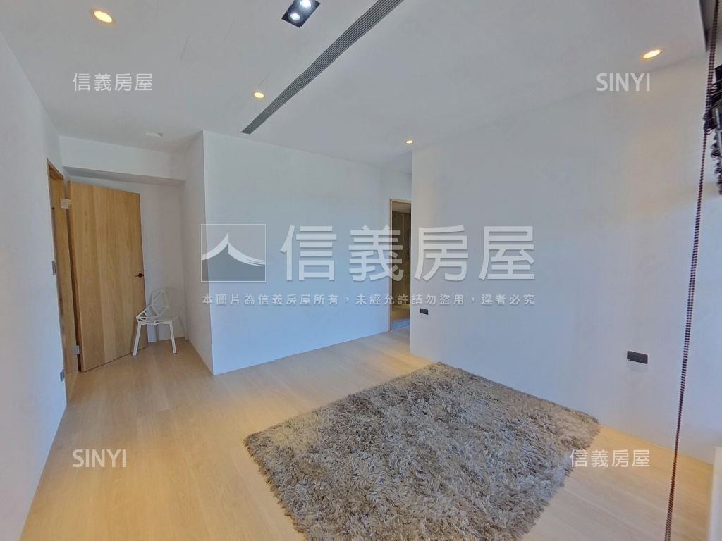 葛里法五世景觀經典豪宅房屋室內格局與周邊環境