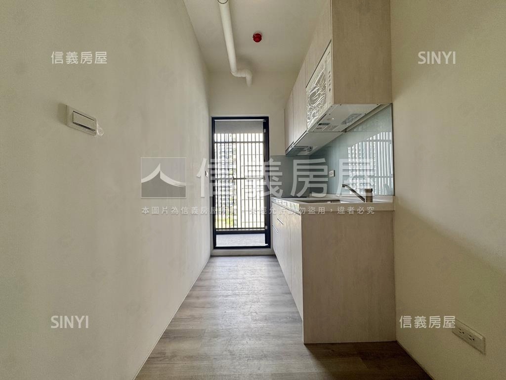 楠梓郡都科楠兩房房屋室內格局與周邊環境