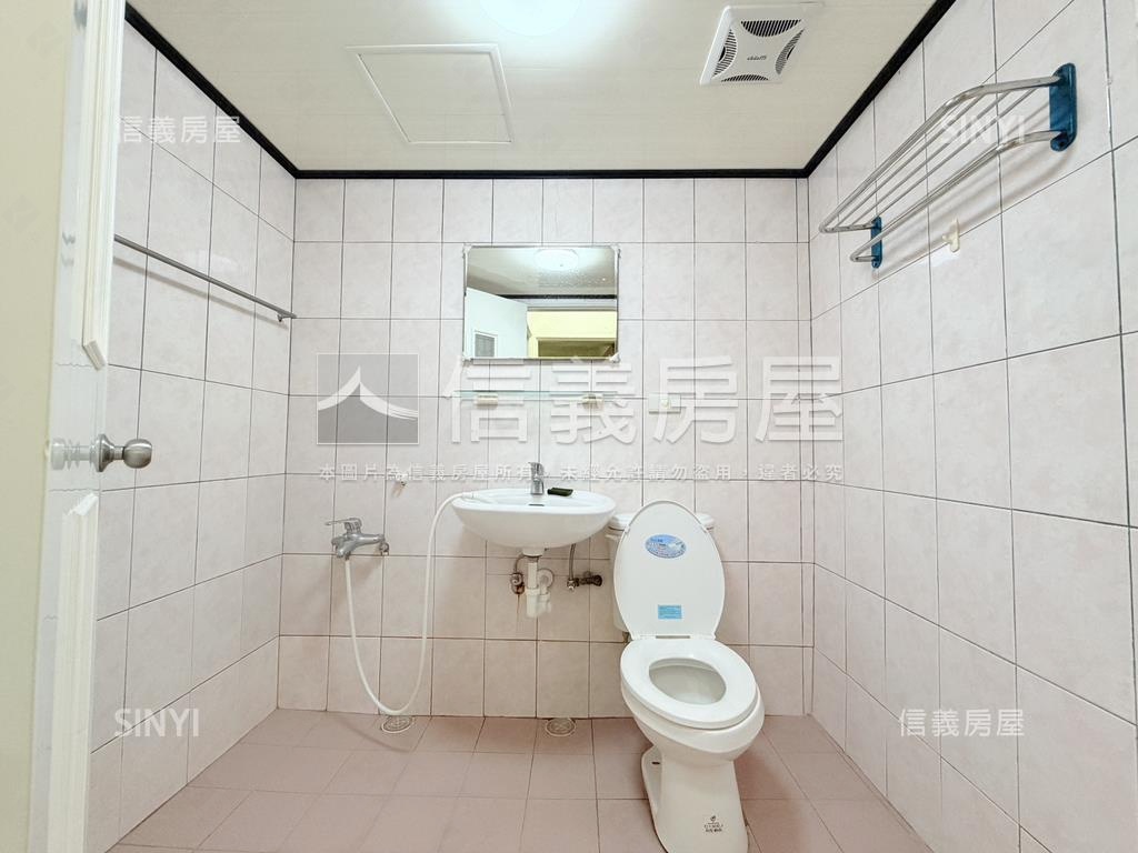 高雄火車站·蘭園通風２房房屋室內格局與周邊環境