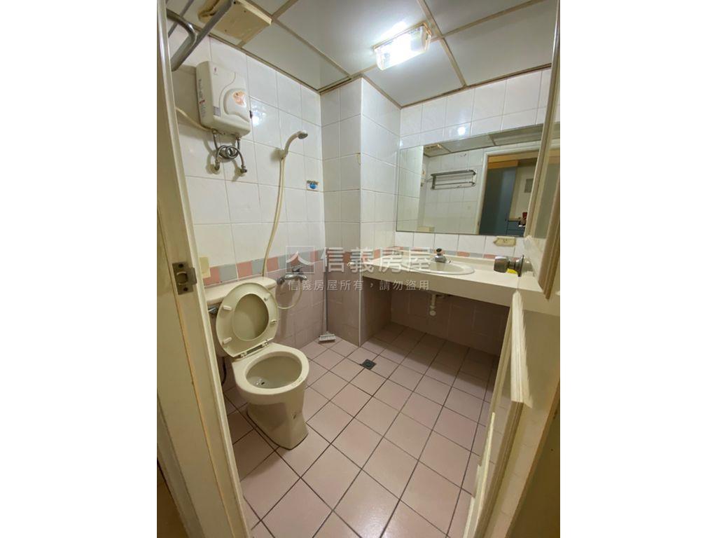 五期格局方正套房可看屋房屋室內格局與周邊環境
