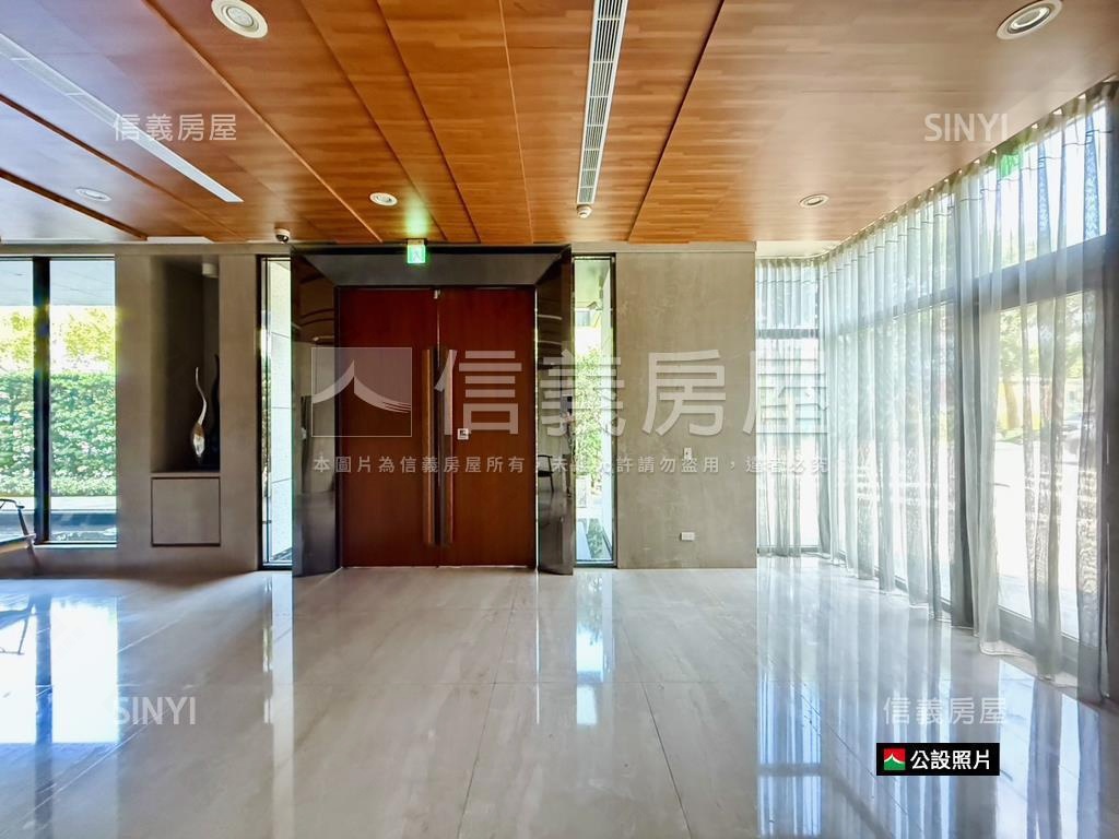 鼎峰一樓店辦附雙車位房屋室內格局與周邊環境
