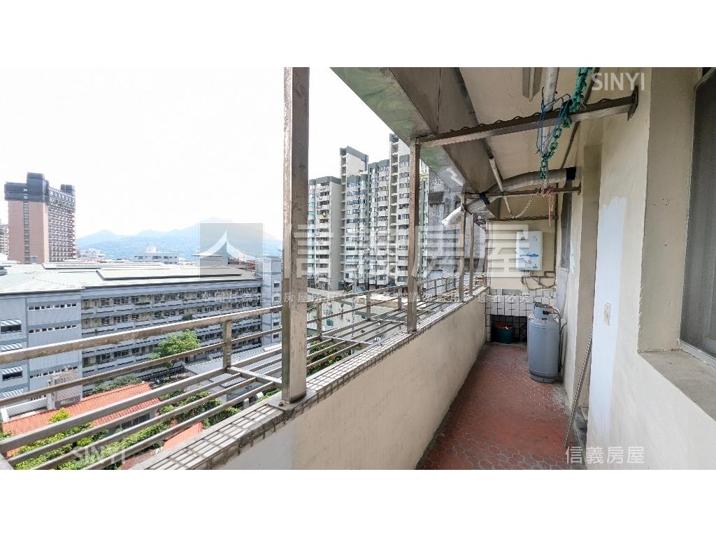 英專路低總價３房房屋室內格局與周邊環境
