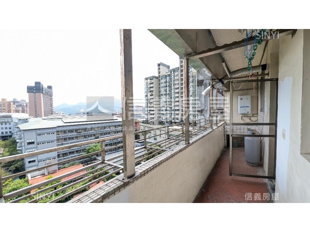 英專路低總價３房房屋室內格局與周邊環境