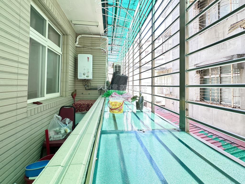頂溪邊間二樓房屋室內格局與周邊環境
