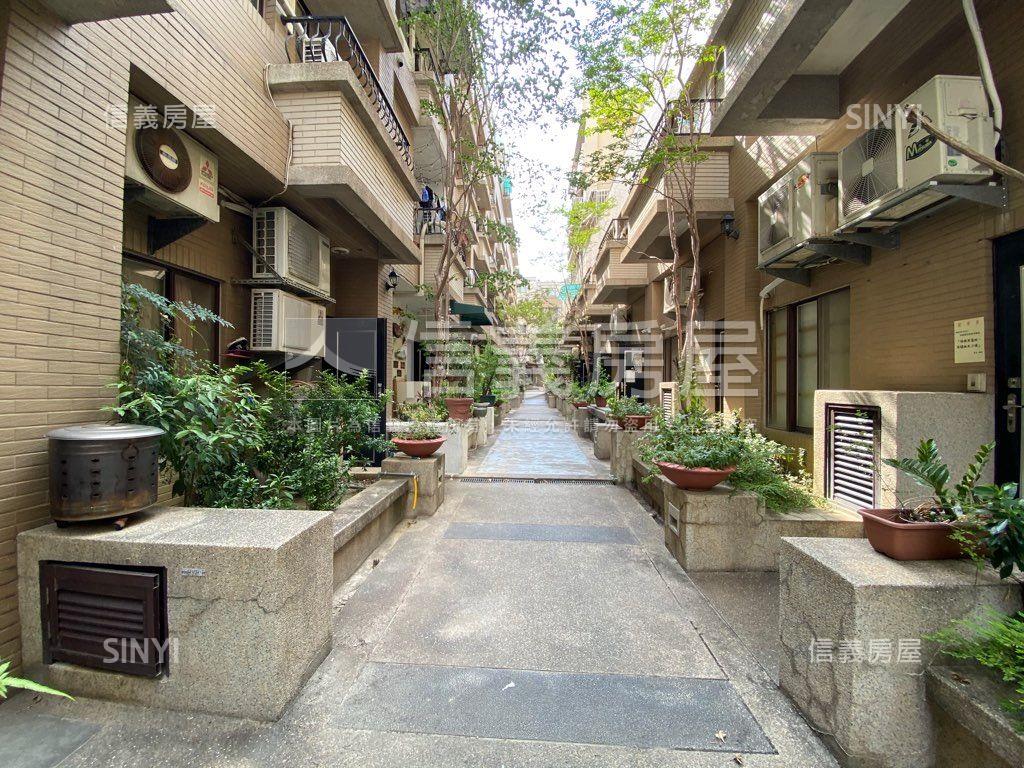 一中店面先看這間１房屋室內格局與周邊環境
