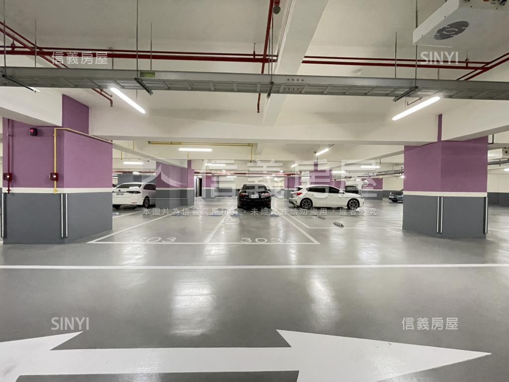 富宇世界花園高樓２房平車房屋室內格局與周邊環境