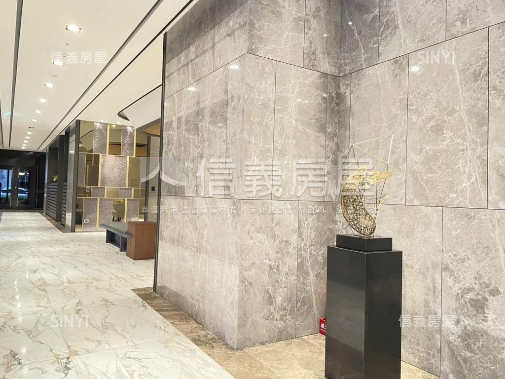 富宇世界花園高樓２房平車房屋室內格局與周邊環境