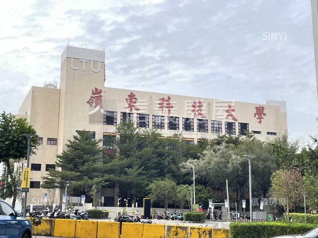 富宇世界花園高樓２房平車房屋室內格局與周邊環境