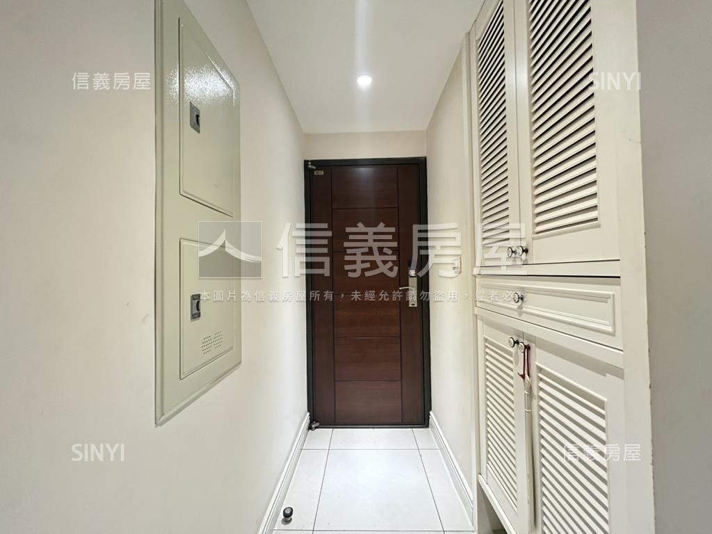 雙捷高樓質感豪邸平面車位房屋室內格局與周邊環境