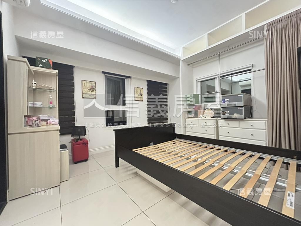 雙捷高樓質感豪邸平面車位房屋室內格局與周邊環境