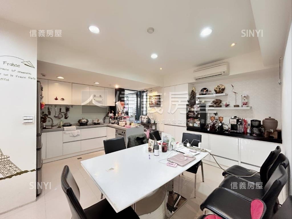 海誓山盟大四房坡平車位房屋室內格局與周邊環境