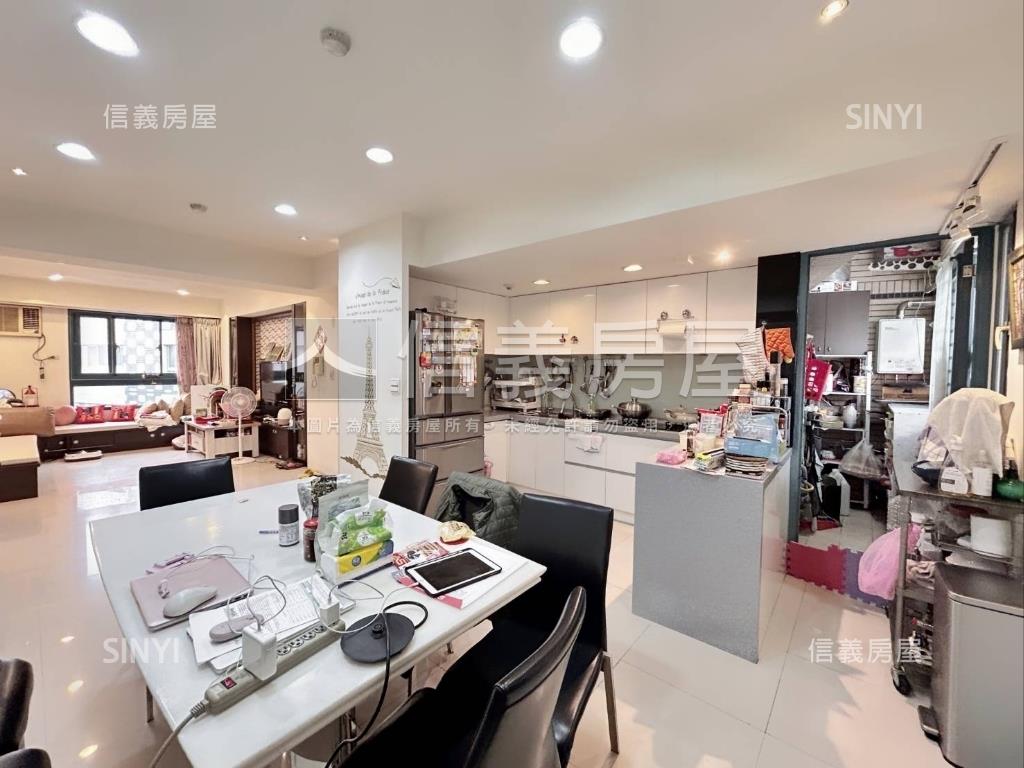 海誓山盟大四房坡平車位房屋室內格局與周邊環境