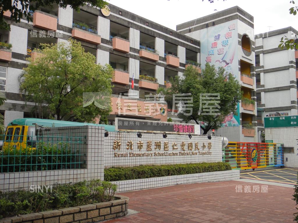 海誓山盟大四房坡平車位房屋室內格局與周邊環境