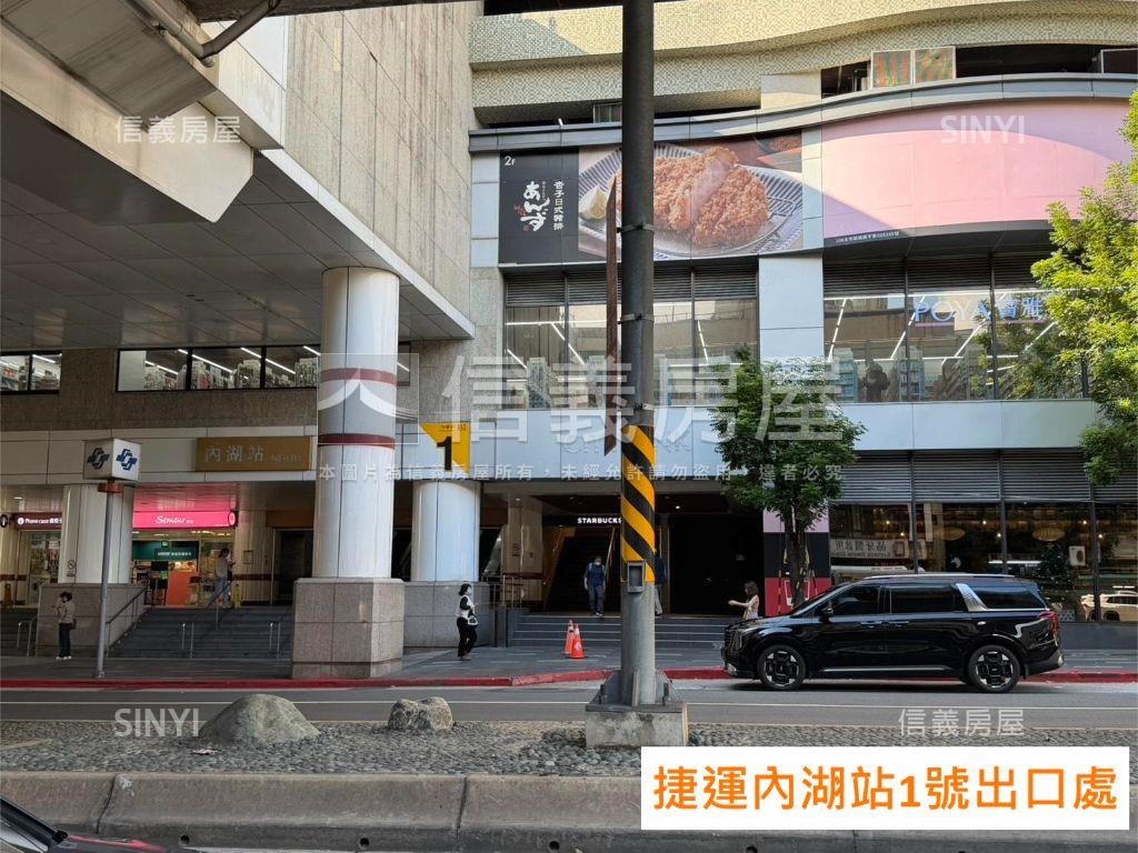 宏泰後棟電梯三房車位房屋室內格局與周邊環境