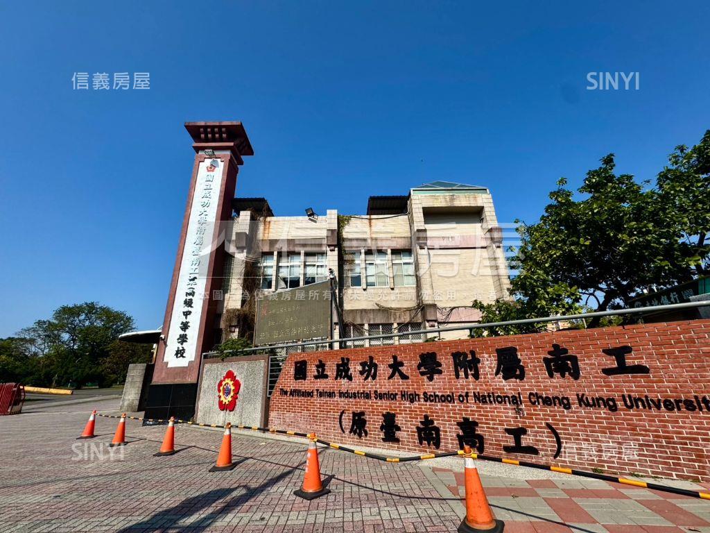 近中華路大地坪車庫美透房屋室內格局與周邊環境