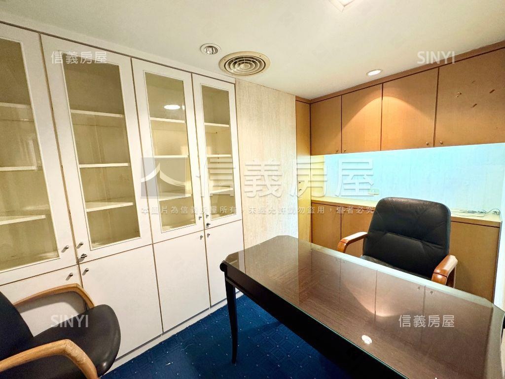 ＮＥＷ東區正２１６巷店辦房屋室內格局與周邊環境