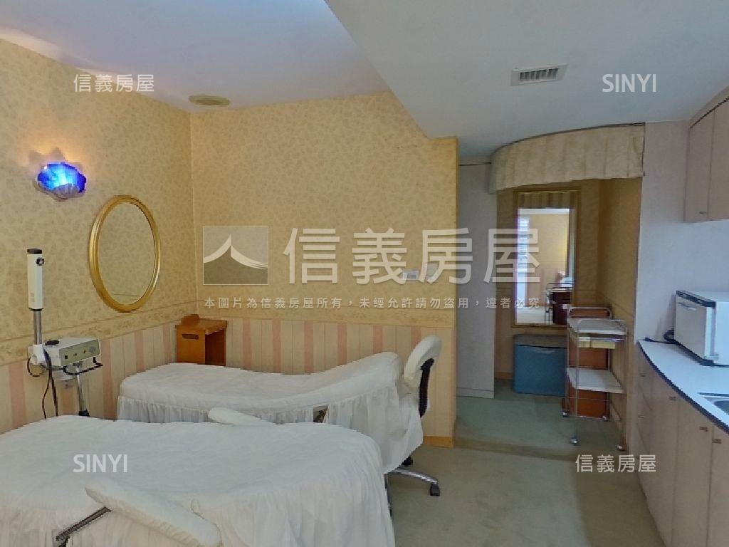 ＮＥＷ東區正２１６巷店辦房屋室內格局與周邊環境
