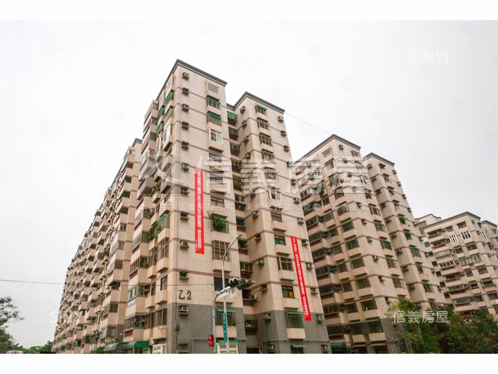 國安國宅中高樓大四房房屋室內格局與周邊環境
