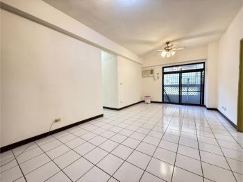 國安國宅中高樓大四房