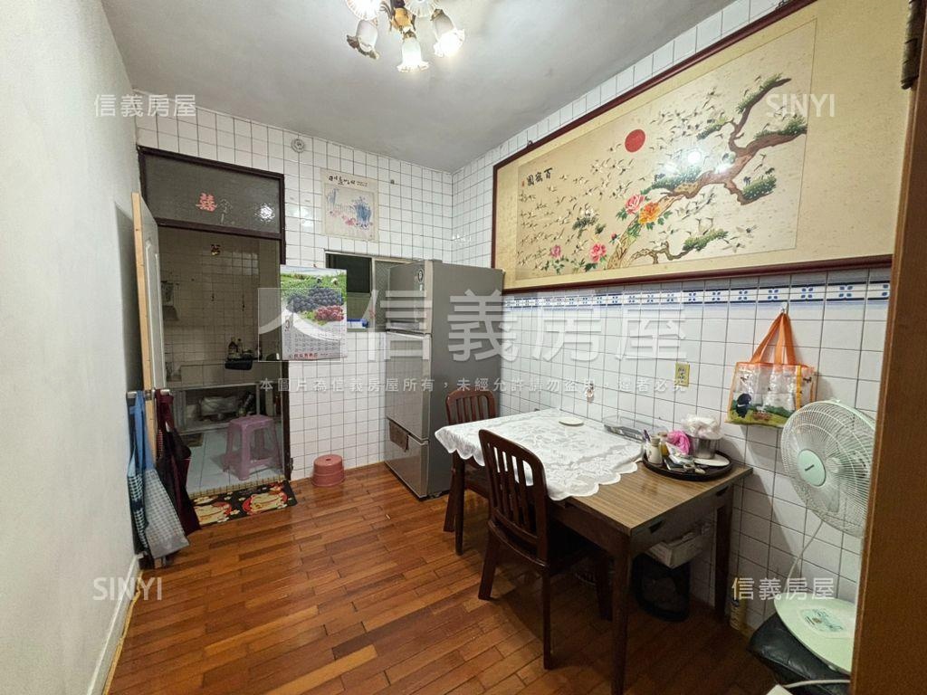 兒童公園孝親別墅房屋室內格局與周邊環境