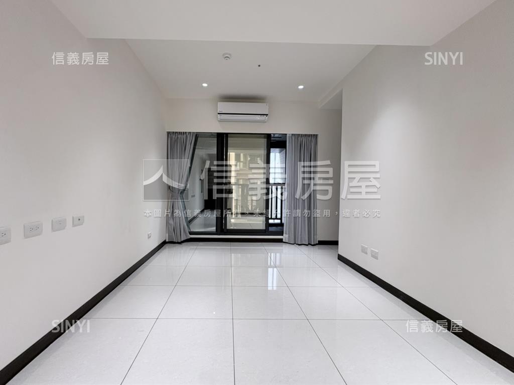 輕裝世界花園三房車位房屋室內格局與周邊環境