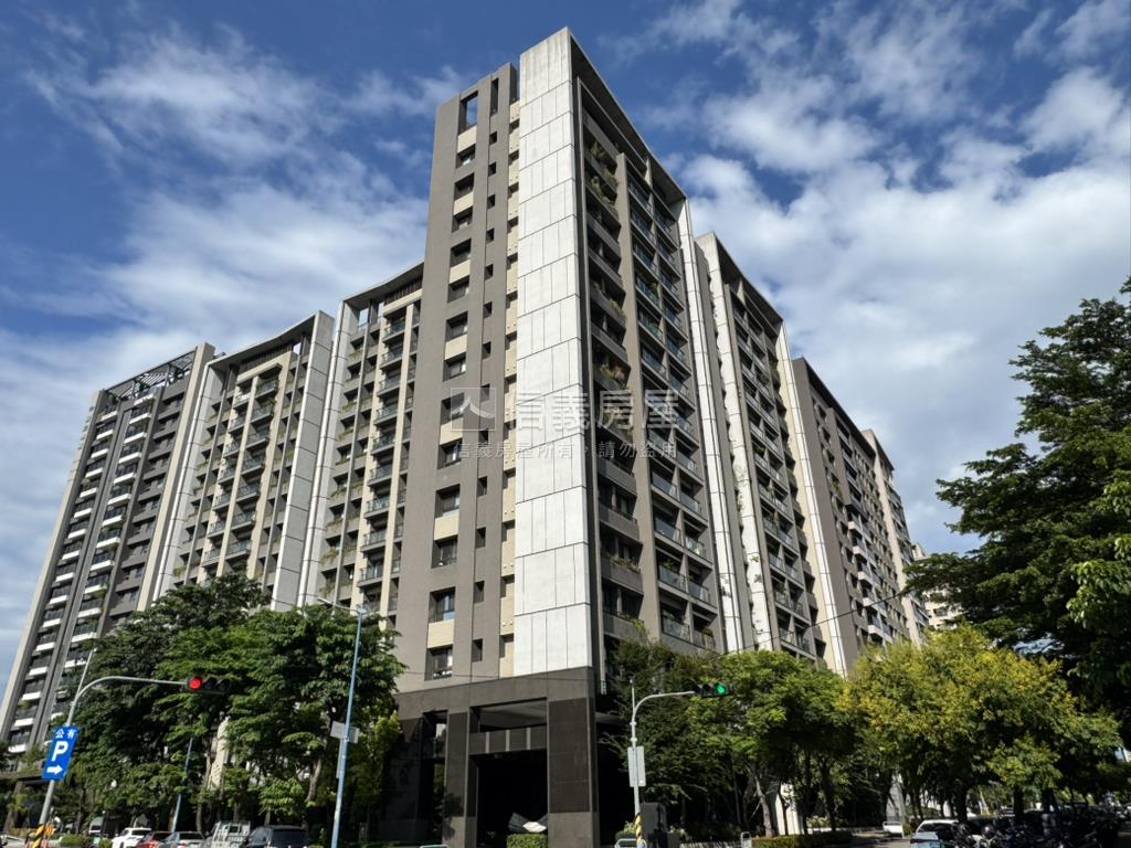 惠宇朝南大空間三房平車房屋室內格局與周邊環境